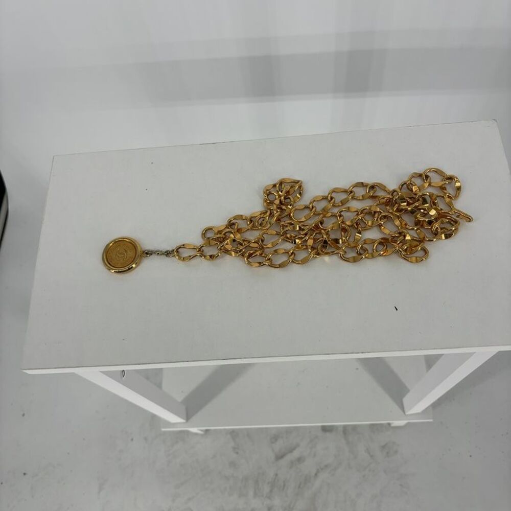 CHANEL CHANEL Gold Chain Belt with Medallion - Picture 2 of 3